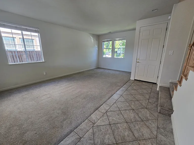 5130 Lakeshore Dr — Photo 41