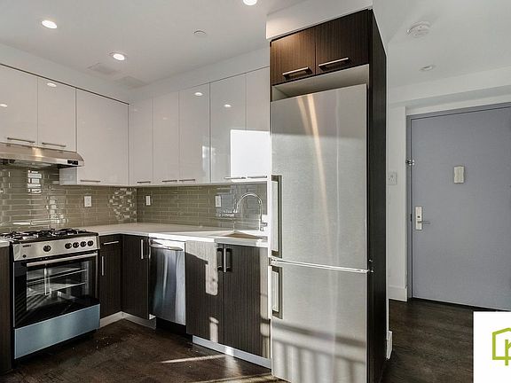 3rd image of 596 Washington Ave #4F
