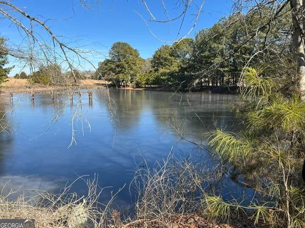 2467 Gum Creek Rd, Oxford, GA 30054