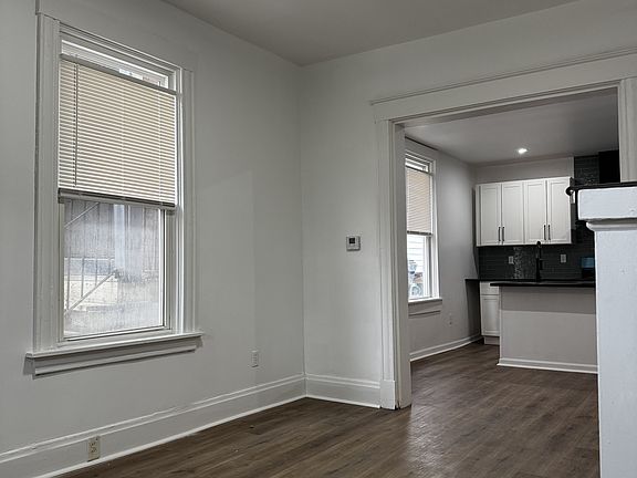 5th image of 533 Hawthorne Ave #1