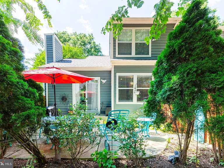 12 Chelsea Ct — Photo 39