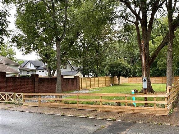 3rd image of 540 Willard Ave SW Lot 2