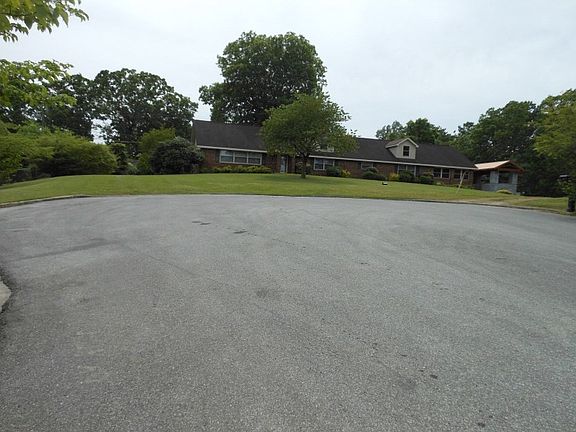 5th image of 917 Mount Belvoir Dr