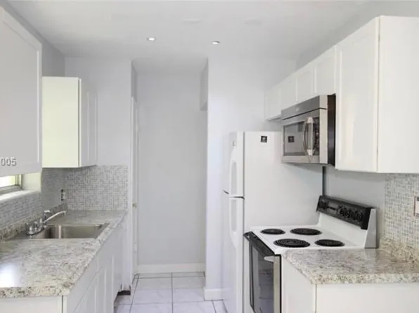 2641 Polk St, Hollywood, FL 33020