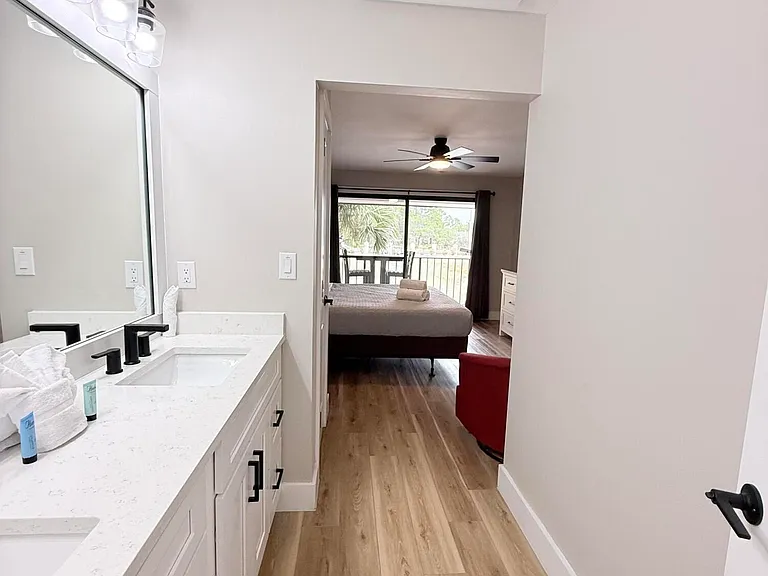 520-R Jackson Blvd #1912 — Photo 18