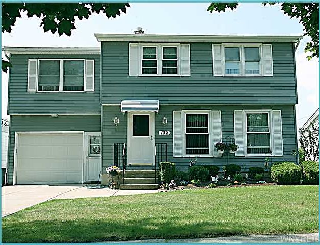 1st image of 138 Woodridge Ave