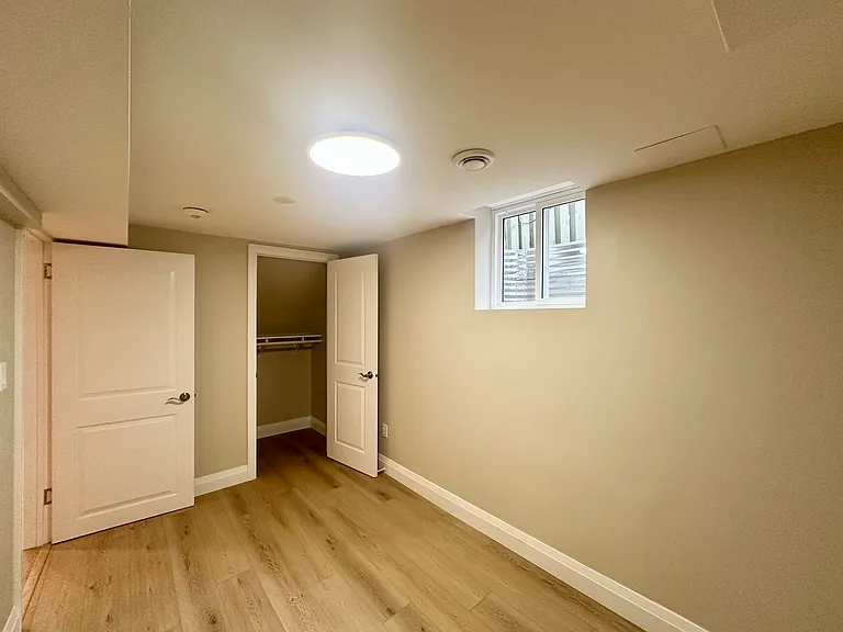 751 Hillcroft St #2 — Photo 16