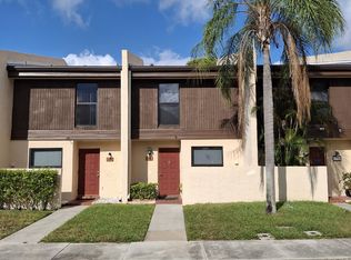 1300 NW 99th Ave, Hollywood, FL 33024