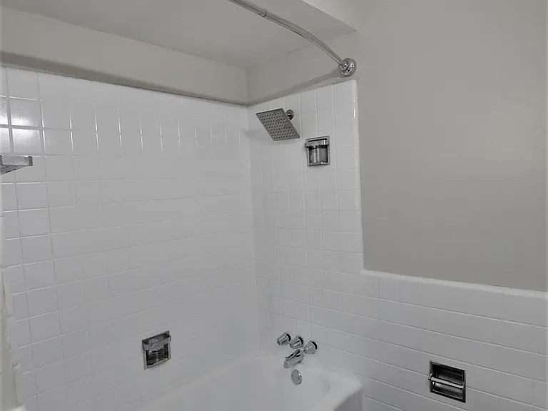 4220 Council Cir — Photo 14