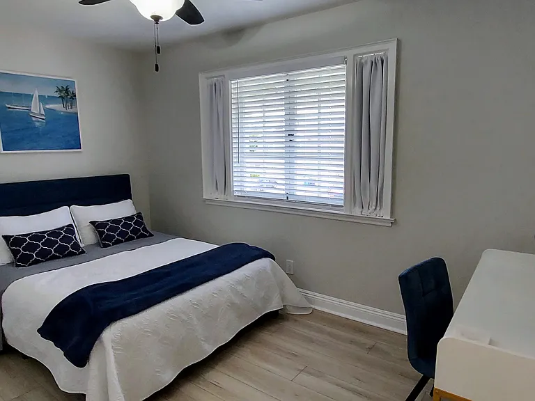 1295 Harold Ave — Photo 18