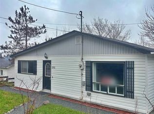 1303 Main Rd, Pouch Cove, NL A0A3L0