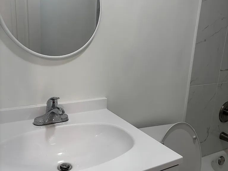 2903 Williamsburg Ct — Photo 3