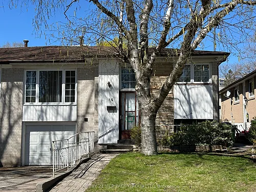 14 Regatta Cres #LOWER Photo 1