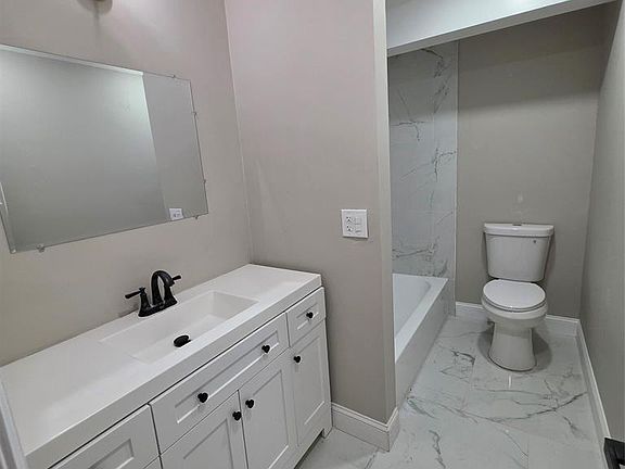4th image of 482 Tulane Court