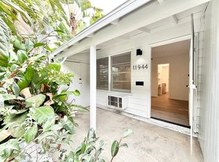 11942 Goshen Ave #A, Los Angeles, CA 90049