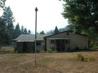 228 Indian Meadows Dr, Happy Camp, CA