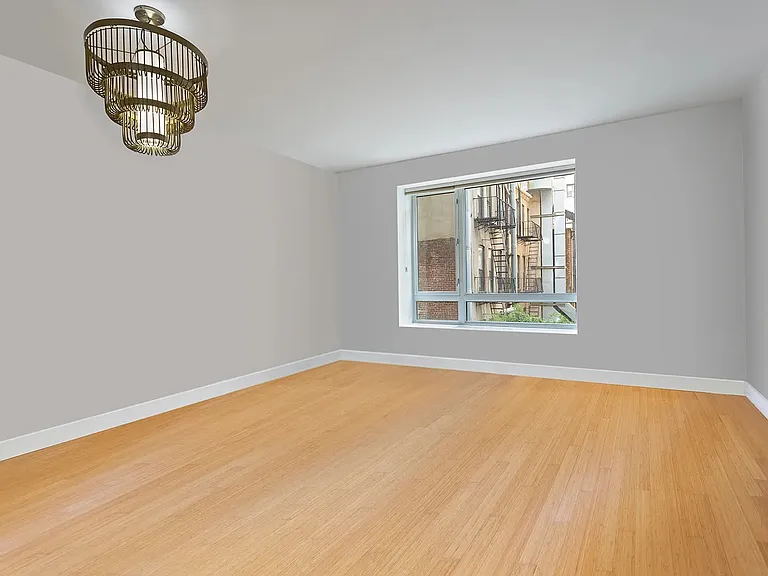 545 W 110th St #3C — Photo 4