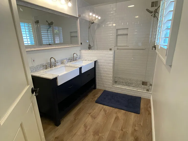 1332 E Greenview Dr — Photo 4