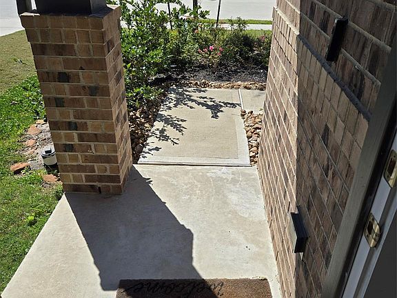 3rd image of 7844 Axis Ridge Dr