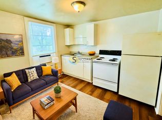 1139 Old Hickory Rd, Jacksonville, FL 32207