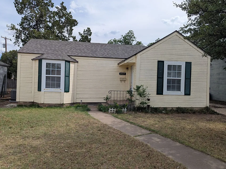 2419 25th St