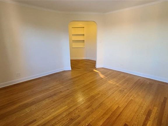3rd image of 5301 32nd Ave APT 5P