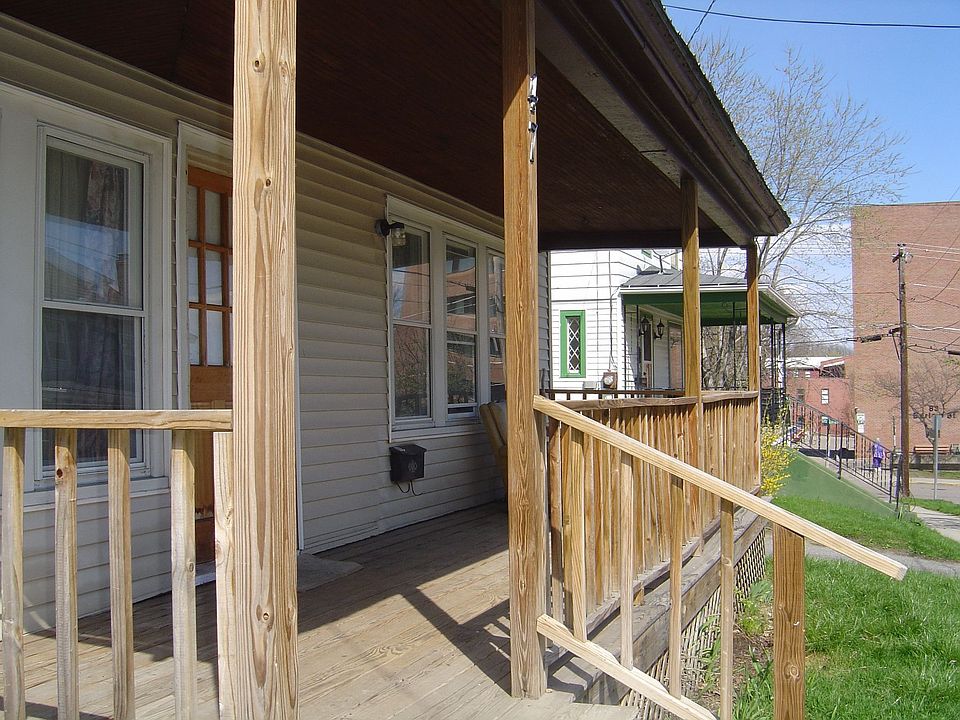 Building Photo 4