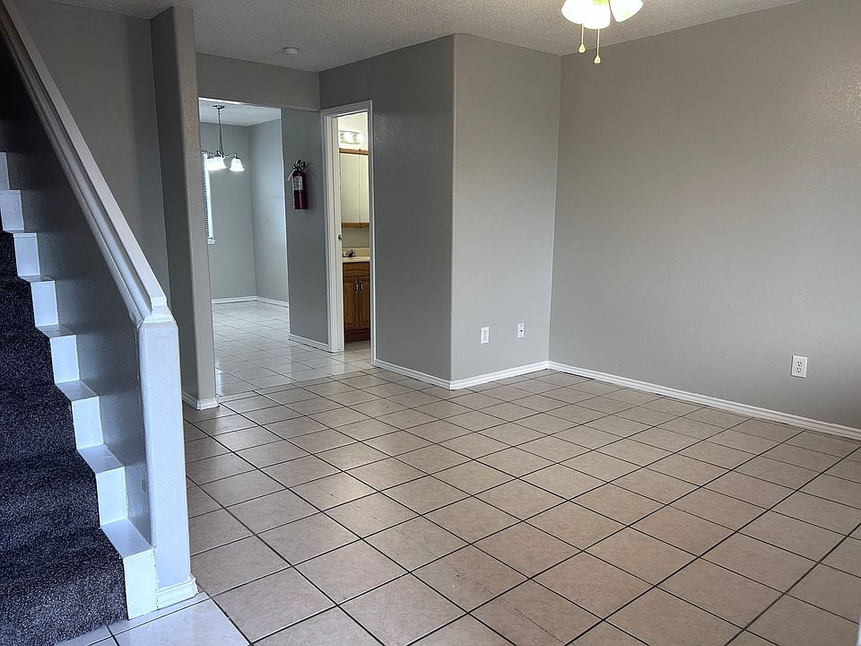 1st image of 2412 W Elisa Ln #12