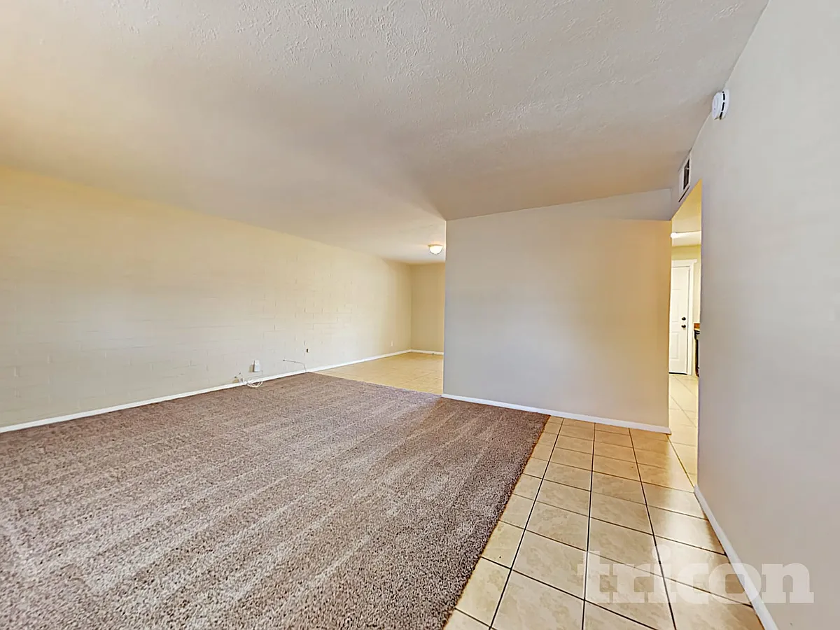 Building Photo - 5024 W Krall St