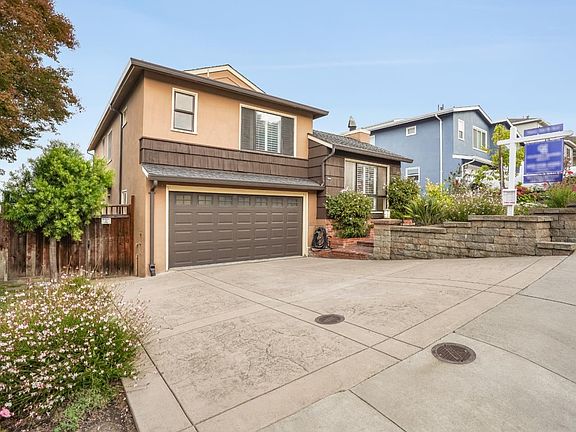 3rd image of 546 Hawthorne Ave