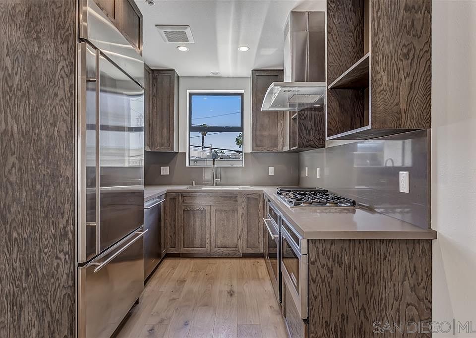 1st image of 7844 Herschel Ave #101