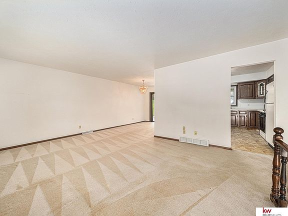 5th image of 5068 S 89th St