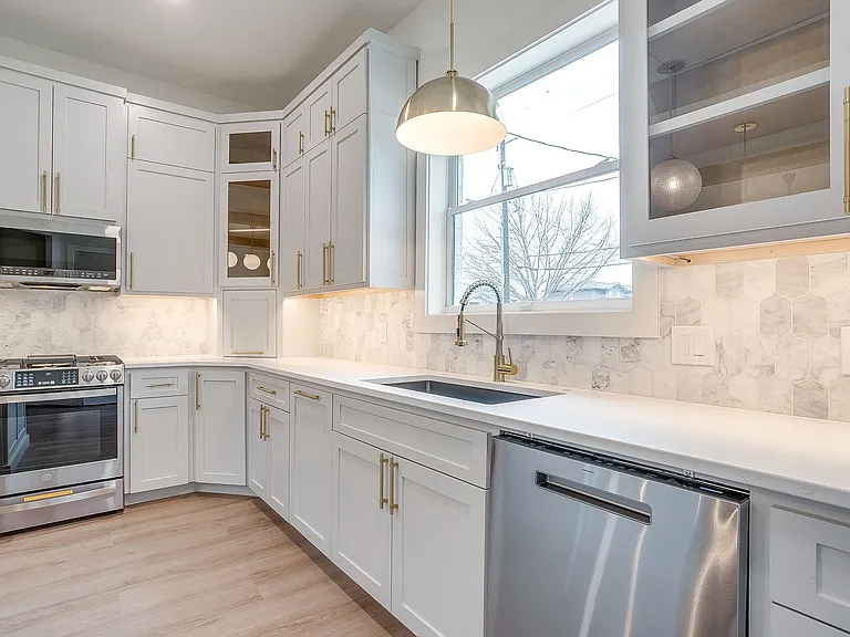 2705 Gordon Ave — Photo 10