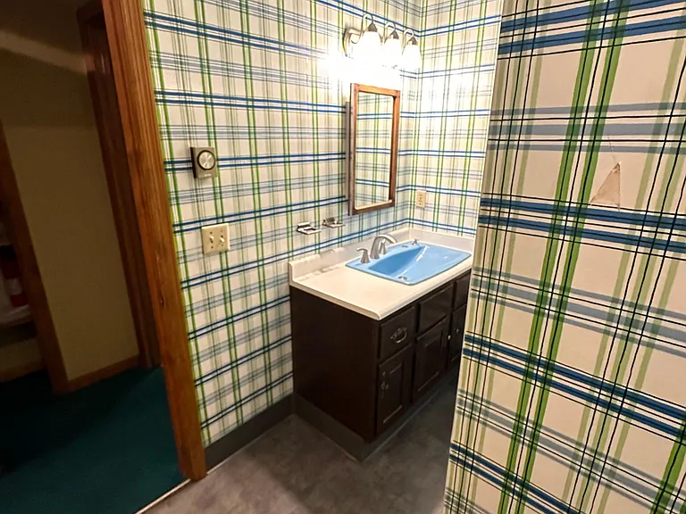 549 Main St #1 — Photo 9