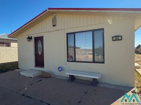 2nd image of 962 Corona Ave
