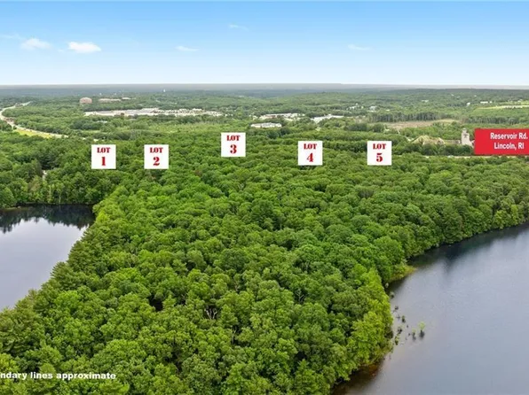 223 Reservoir Rd #3, Pascoag, RI 02859