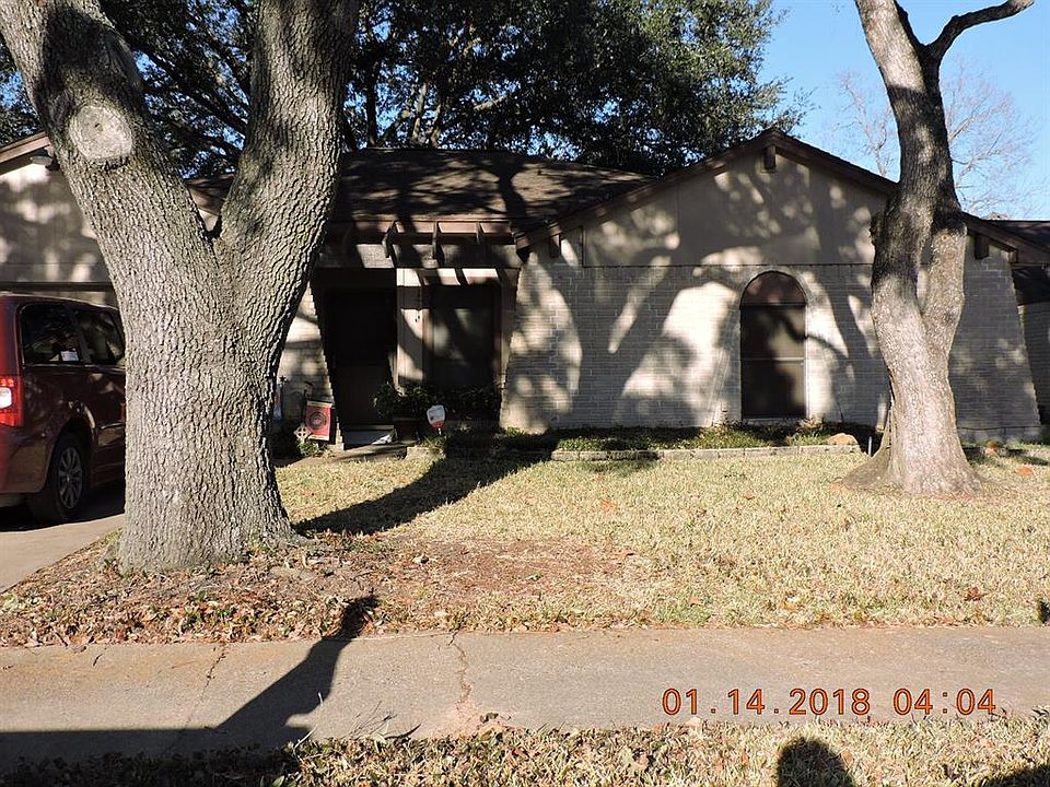 1st image of 18022 Forest Cedars Dr