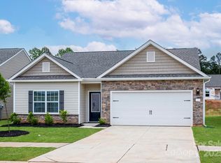 7319 Jerimoth Dr, Charlotte, NC 28215