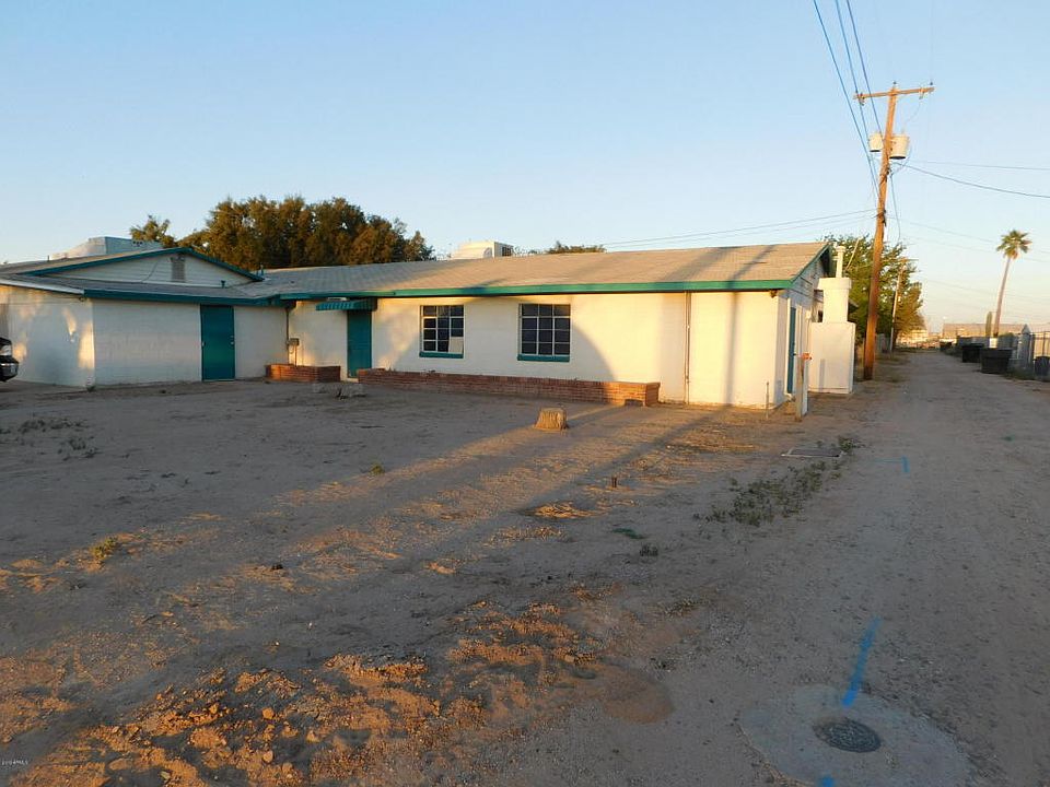1st image of 301 E Ash Ave