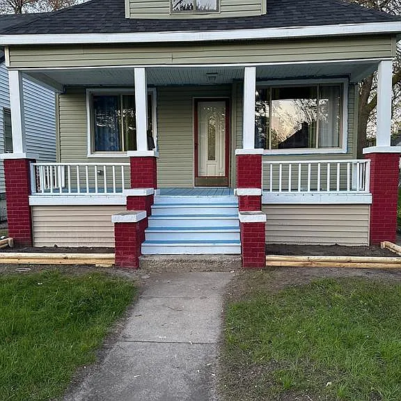 17196 Shields Ave — Photo 1