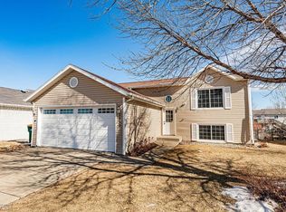 1457 Sheyenne Park Ct, West Fargo, ND 58078