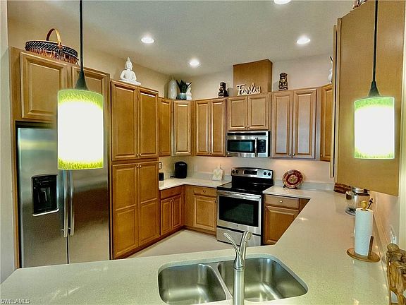 5th image of 9467 Isla Bella Cir