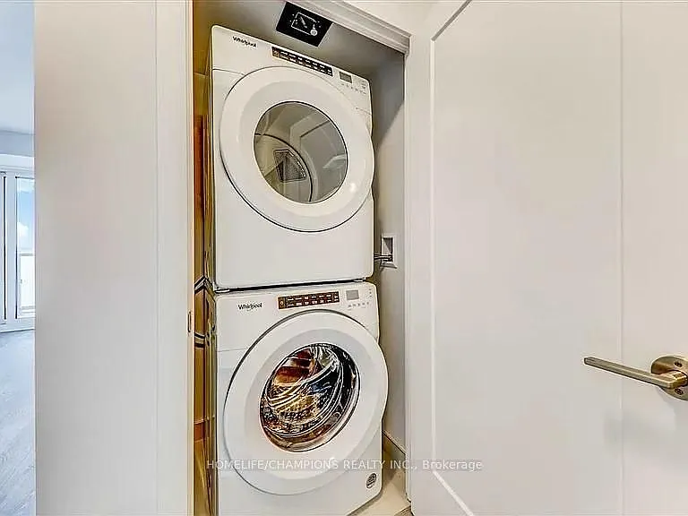 2550 Simcoe St N #2208 — Photo 17