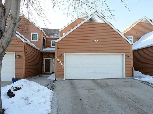 3210 15th Ave S, Fargo, ND 58103