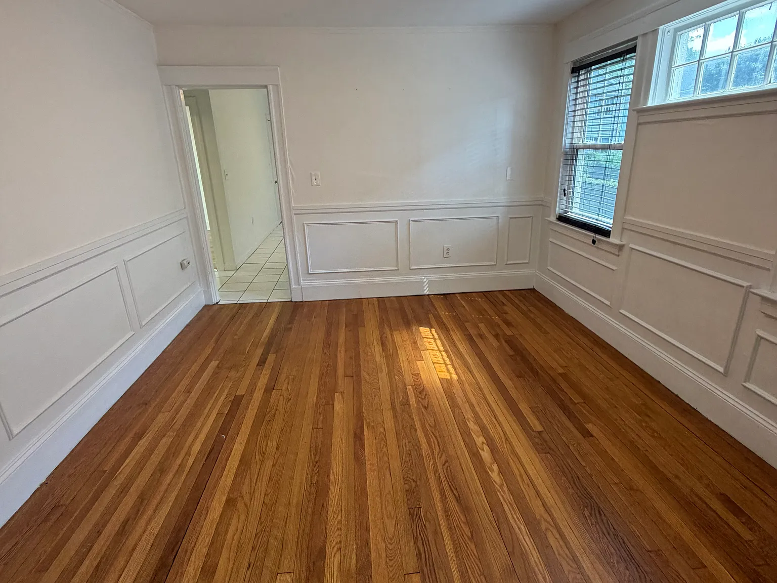 2 bed, 1100 sqft, $3,100 — Photo 4