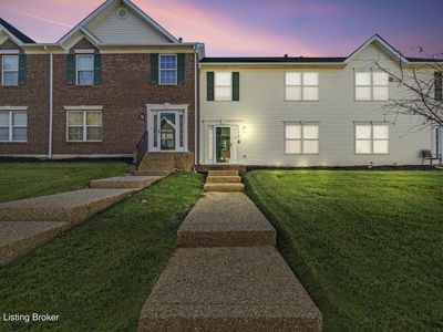 7903 Moss Green Way, Louisville, KY, 40291