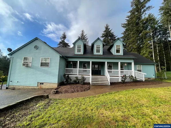 885 SW Hill Dr, Willamina, OR 97396