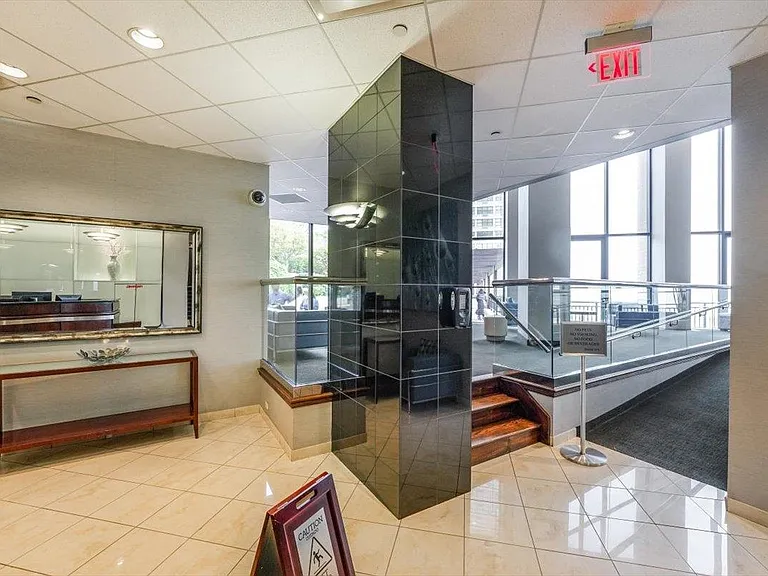 7002 Boulevard East #6H — Photo 22