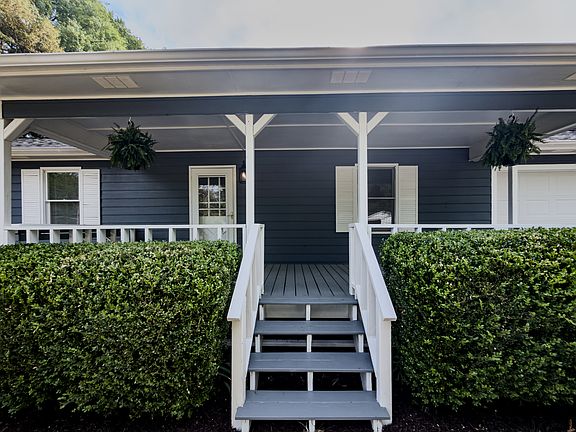 2nd image of 128 Hunters Ln