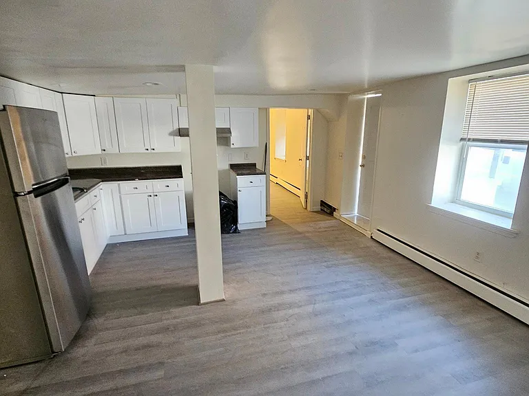 83 Main St #B — Photo 4